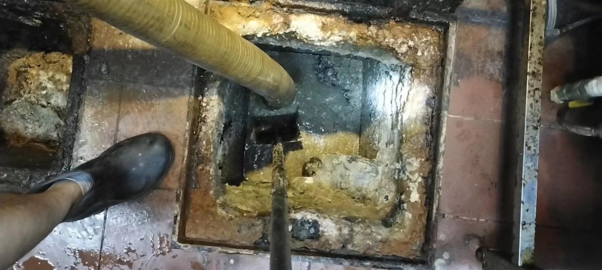 虹口污水池清理一般都有毒气，怎么预防中毒呢？